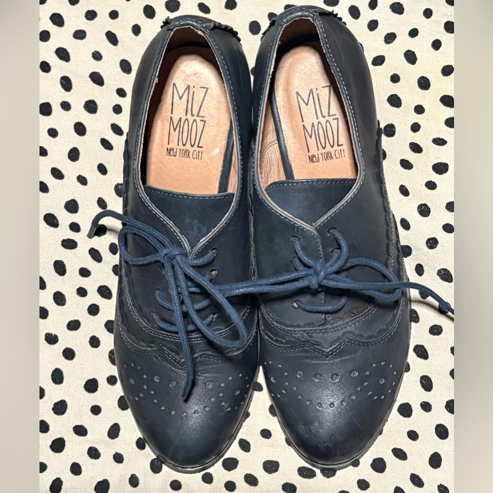 NWOB Miz Mooz Oxford shoes size 6
